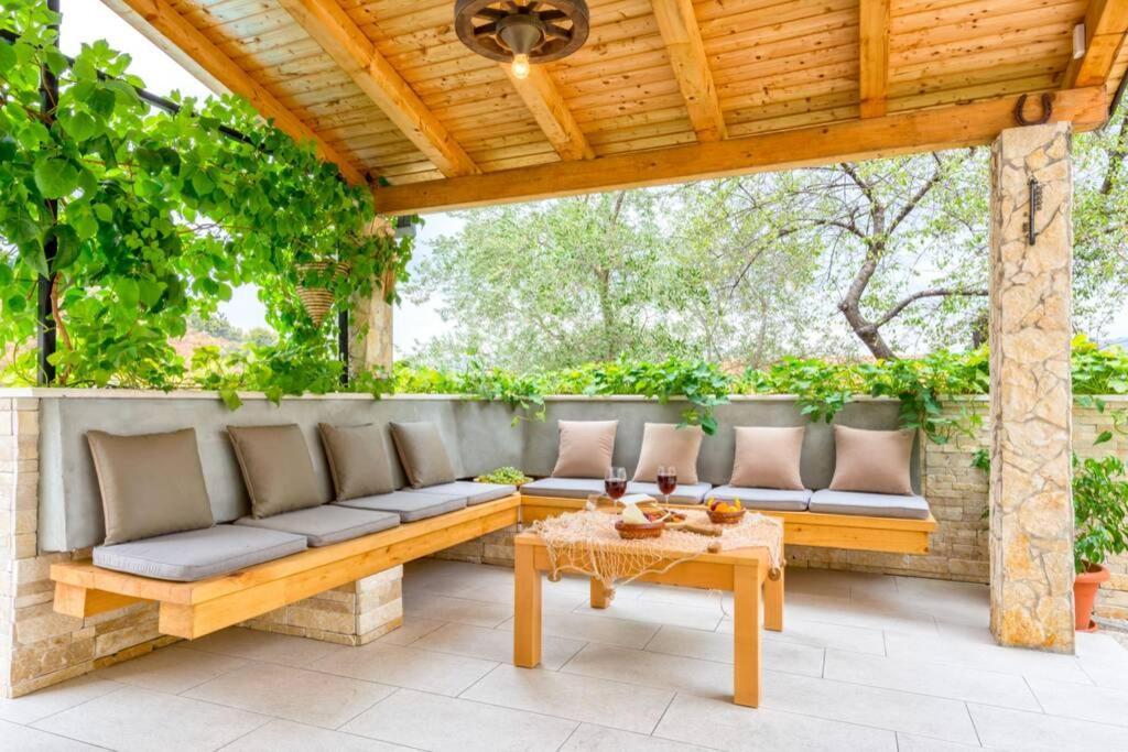 Villa Lipovac Трогир Екстериор снимка